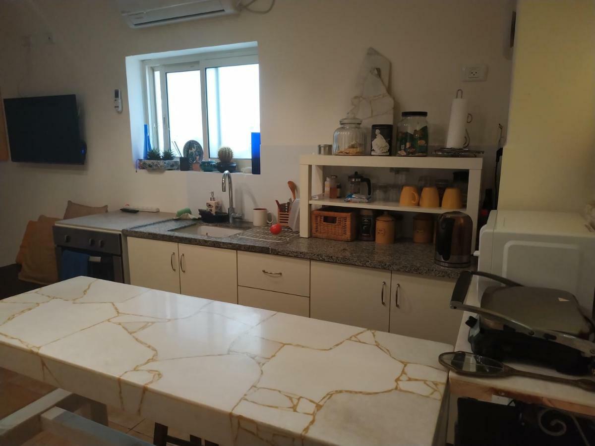 Studio Apt Great Location Heart Of Downtown District Daire Hayfa Dış mekan fotoğraf