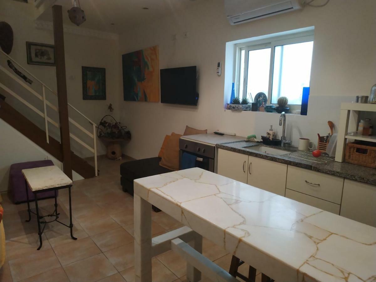 Studio Apt Great Location Heart Of Downtown District Daire Hayfa Dış mekan fotoğraf